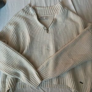 Hollister sweater